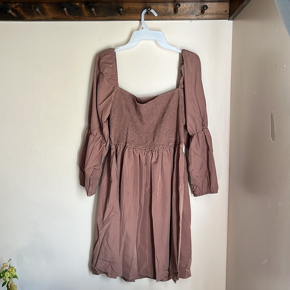 Light brown/tan square neck A-line long sleeve light-weight dress, size L. - Picture 2 of 5